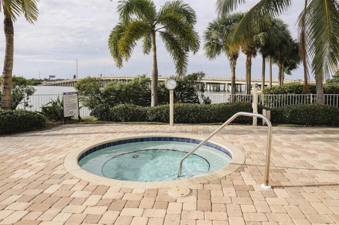 Dolphin Bay In Boca Ciega Resort - 2Br, Pool, Bay View سانت بطرسبرج المظهر الخارجي الصورة