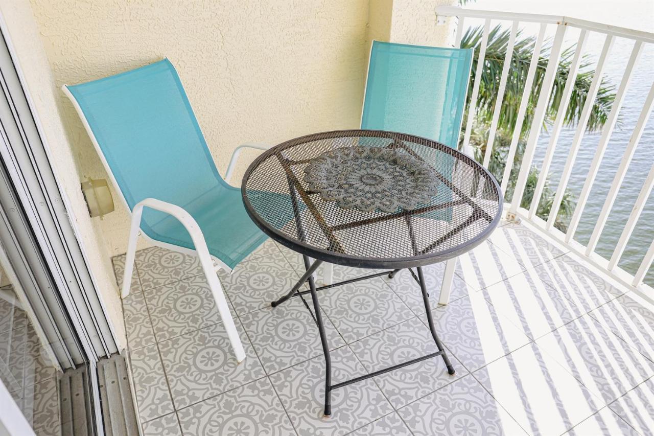 Dolphin Bay In Boca Ciega Resort - 2Br, Pool, Bay View سانت بطرسبرج المظهر الخارجي الصورة