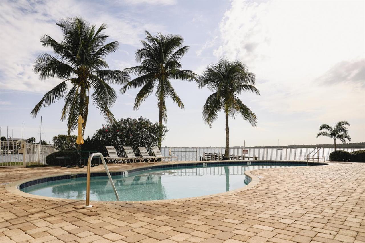 Dolphin Bay In Boca Ciega Resort - 2Br, Pool, Bay View سانت بطرسبرج المظهر الخارجي الصورة