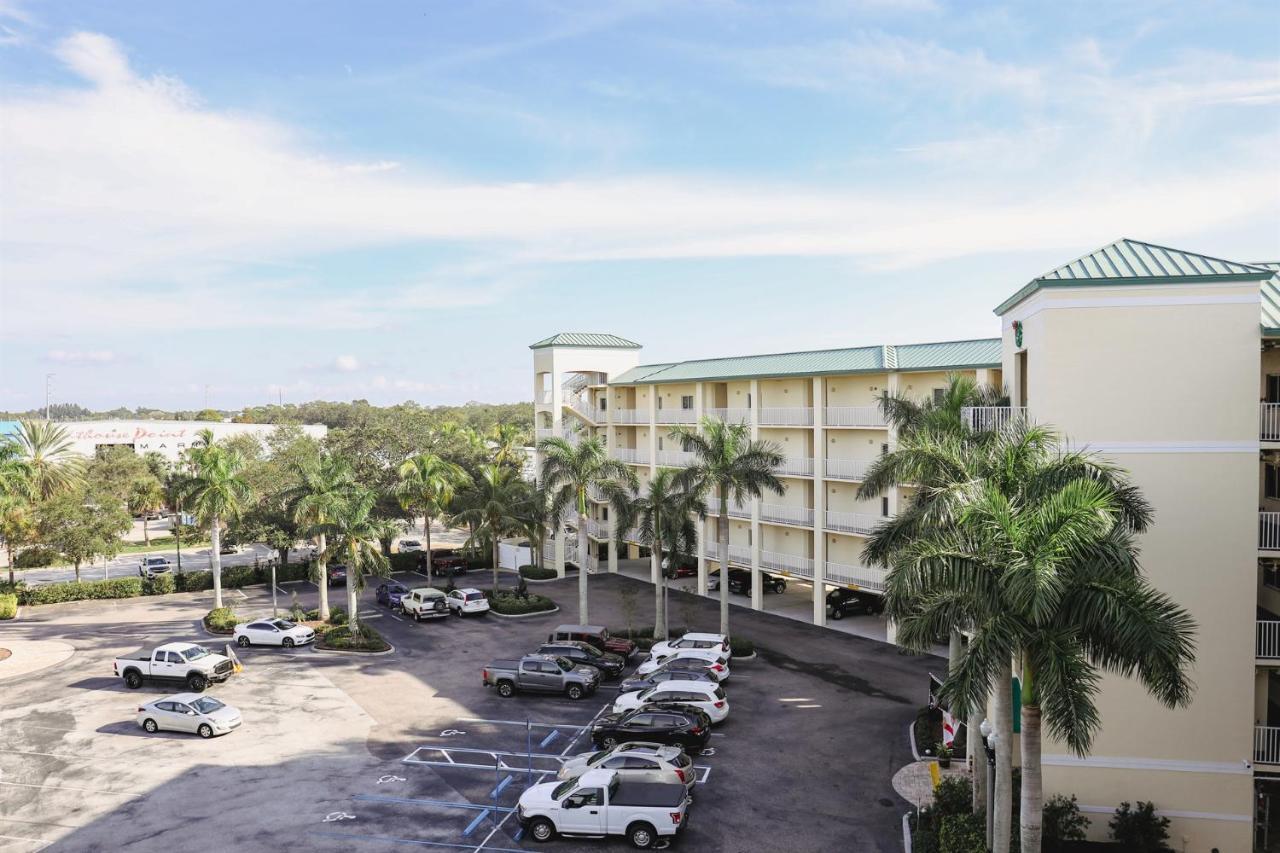 Dolphin Bay In Boca Ciega Resort - 2Br, Pool, Bay View سانت بطرسبرج المظهر الخارجي الصورة